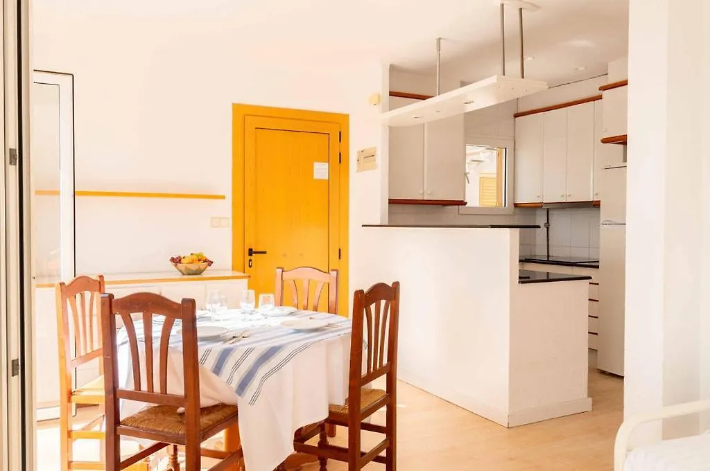 Santa Llucia Apartaments Roses Apartment