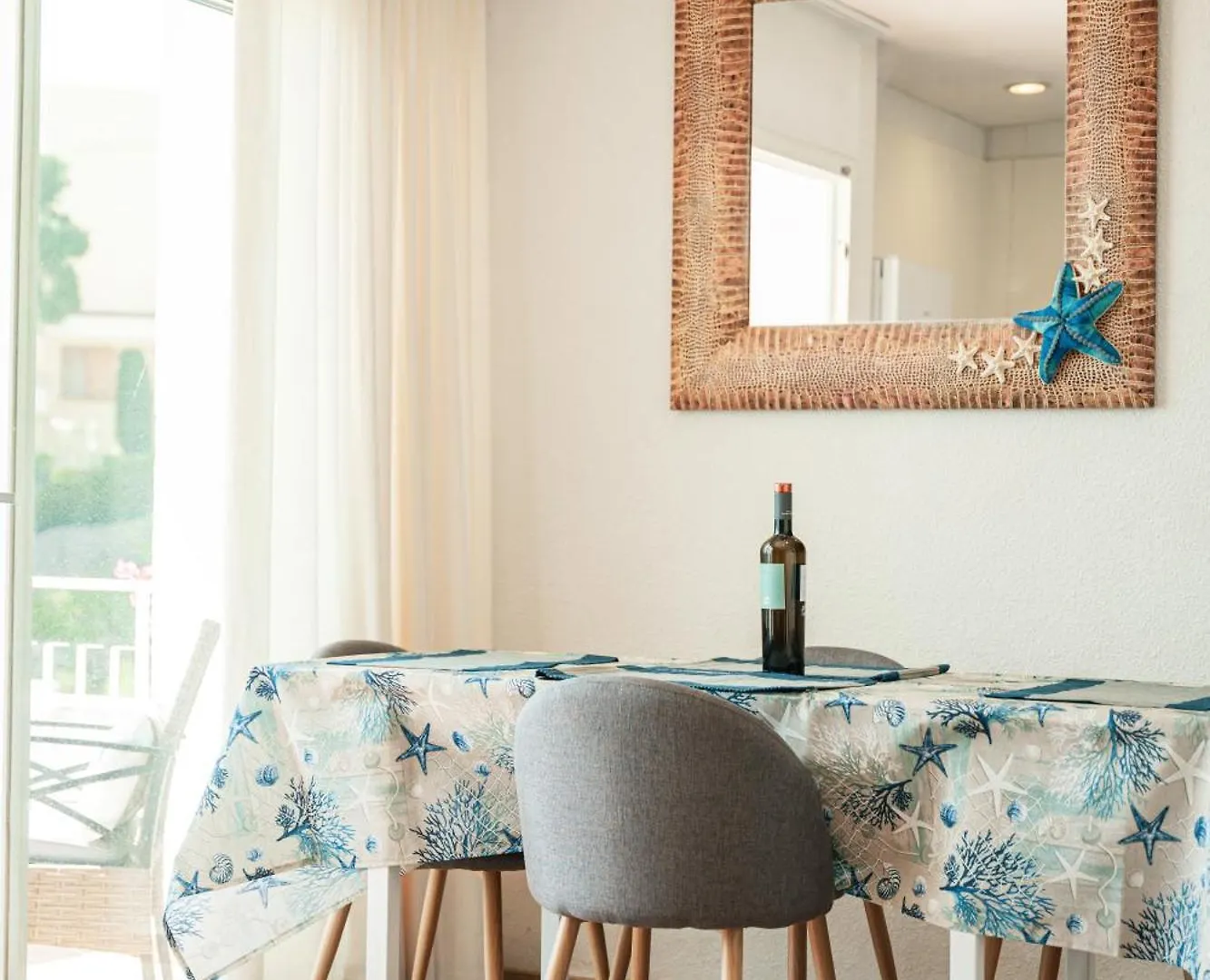 Santa Llucia Apartaments Roses