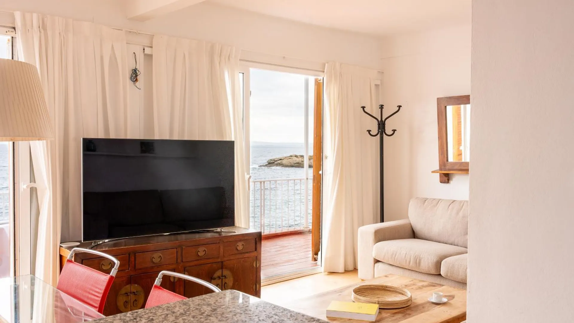 Santa Llucia Apartaments Roses Appartamento