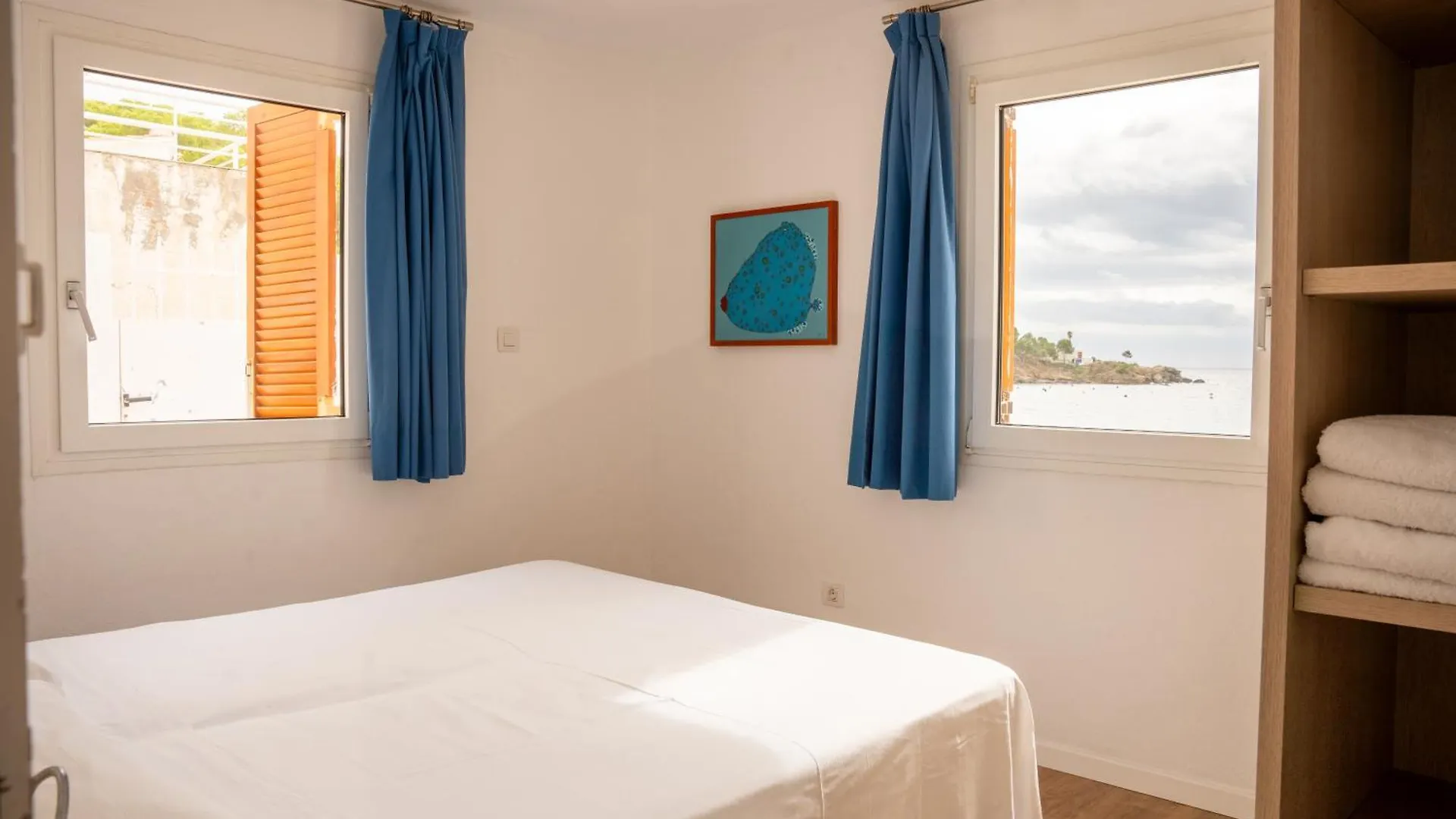 Santa Llucia Apartaments Roses Spagna
