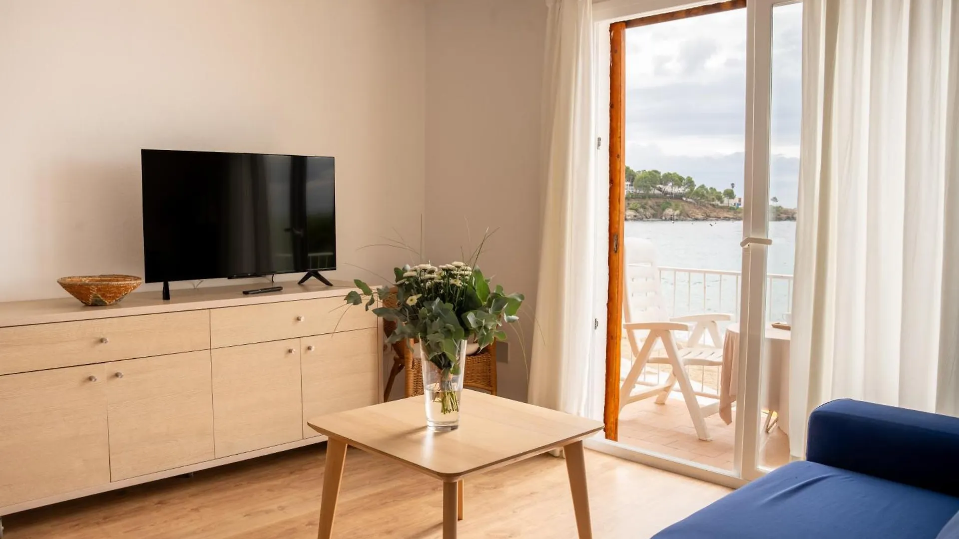 Santa Llucia Apartaments Roses Spagna